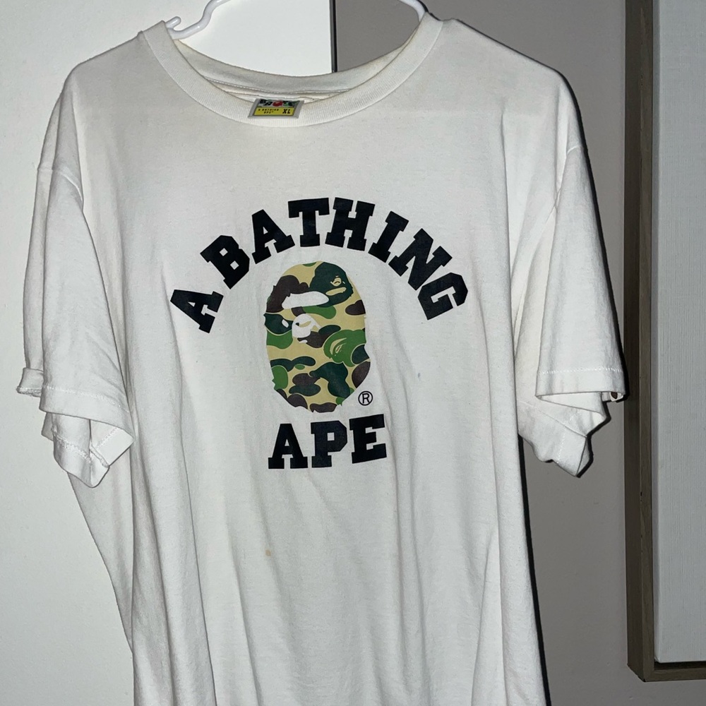 Bape shirt (XL)